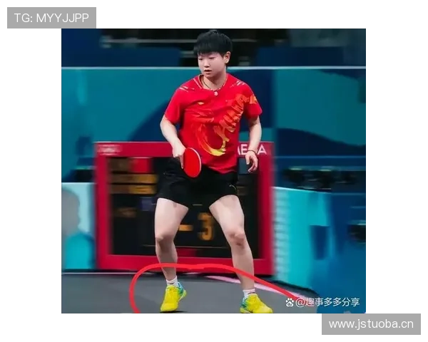 孙颖莎的行李箱里塞了20双球鞋，日常穿搭全是代言大牌